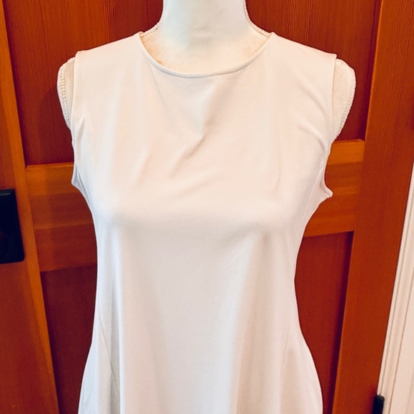 Uniqlo Ultra Stretch Off-White Airism Maxi Dress 
.size M - Picture 3 of 8